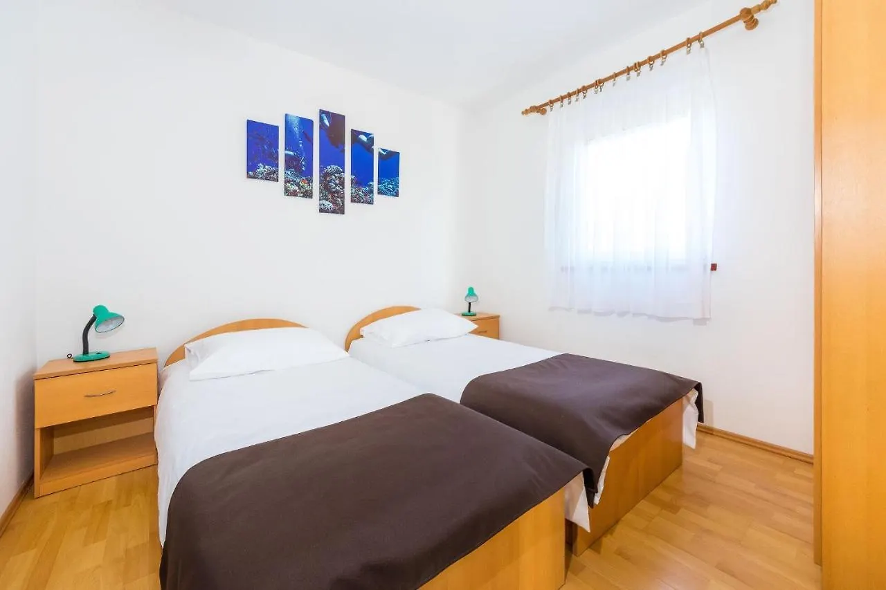 Apartments By The Sea Vrsi - Mulo, Zadar - 5951